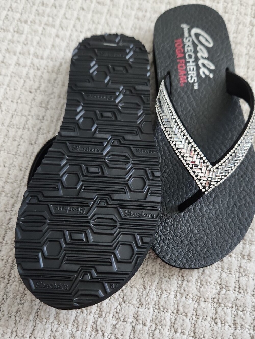 Skechers Black Flip Flops with Silver Beaded Straps - Picture 3 of 4